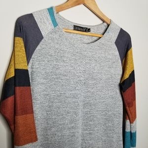Harhay Gray Crew Neck Sweater with Color Block Long Sleeves